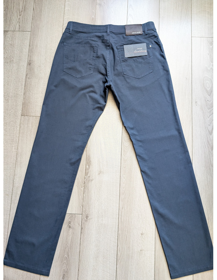 Джинсы Pierre Cardin  1091